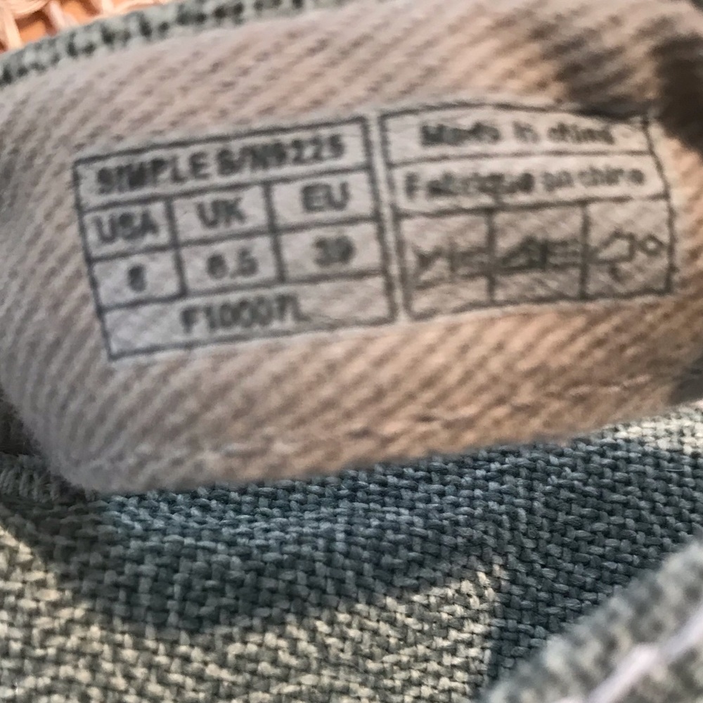 NEW SIMPLE ECO PIONEER Sz8 SANDALS - Picture 5 of 7